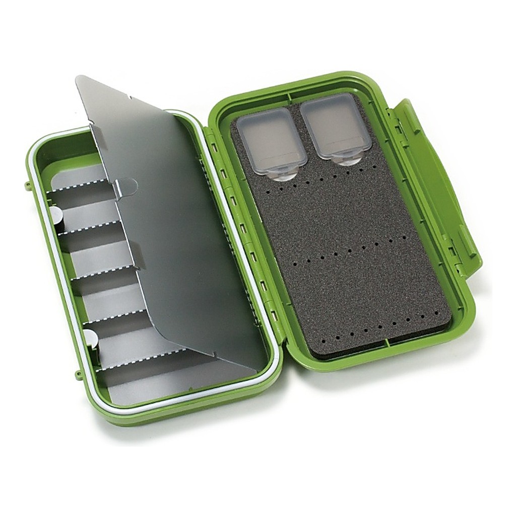 C&F Design Large 3-Row WP Tube Fly Case w 6 Comp (CF-3406H) Olive ryhmässä Säilytys / Rasiat ja laatikot / Perhorasiat @ Sportfiskeprylar.se (1100220)
