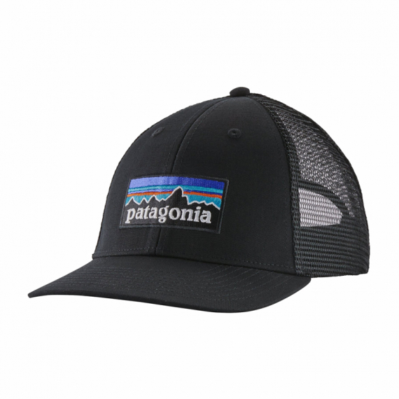 Patagonia P-6 Logo LoPro Trucker Hat Black ryhmässä Vaatteet ja kengät / Lippikset ja päähineet / Lippikset / Trucker lippikset @ Sportfiskeprylar.se (38283-BLK-ALL)