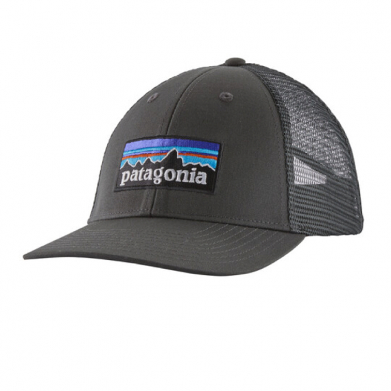 Patagonia P-6 Logo LoPro Truck Forge Grey ryhmässä Vaatteet ja kengät / Lippikset ja päähineet / Lippikset / Trucker lippikset @ Sportfiskeprylar.se (38283-FGE-ALL)