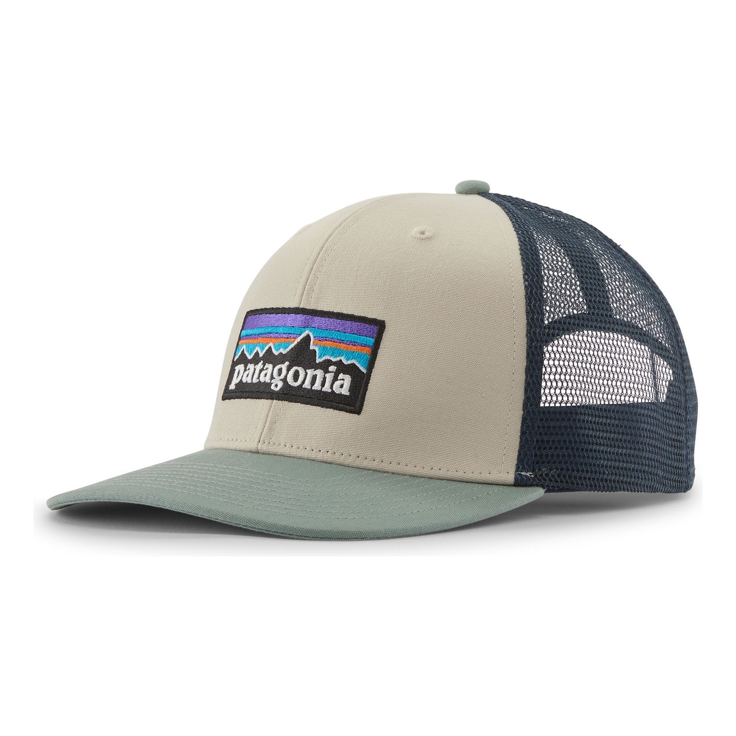 Patagonia P-6 Logo Trucker Hat PUM ryhmässä Vaatteet ja kengät / Lippalakit ja päähineet / Lippikset / Trucker lippikset @ Sportfiskeprylar.se (38289-PUM-ALL)