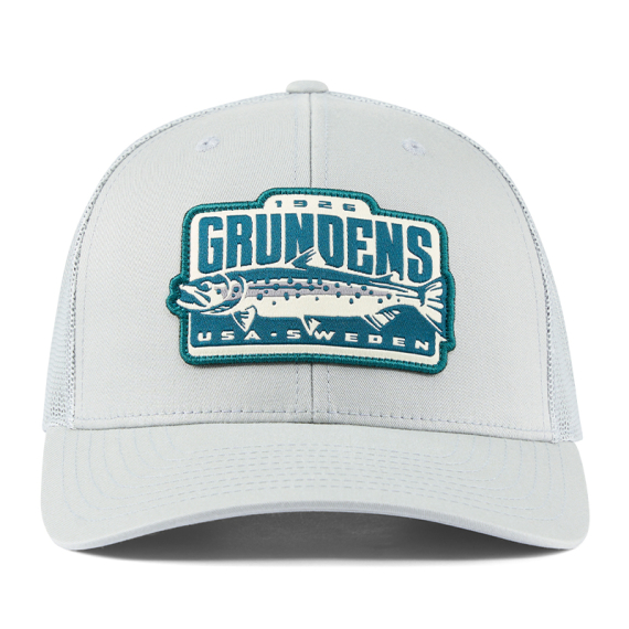 Grundéns Chrome Chaser Trucker Silver ryhmässä Vaatteet ja kengät / Lippalakit ja päähineet / Lippikset / Trucker lippikset @ Sportfiskeprylar.se (50512-071-0001)