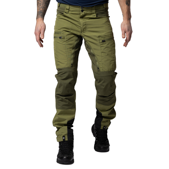 Beyond Nordic BN004 M\'s Outdoor Pants Woodland Green ryhmässä Vaatteet ja kengät / Vaatetus / Housut / Retkeilyhousut @ Sportfiskeprylar.se (BN004-M-GREEN-Lr)