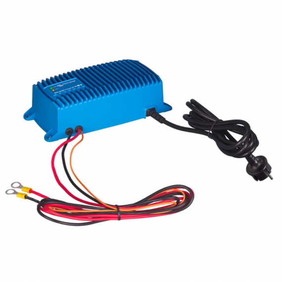 Victron Energy Blue Smart IP67 24V/8A ryhmässä Veneilyelektroniikka & veneily / Akut & Laturit / Akun laturit @ Sportfiskeprylar.se (BPC240813006)