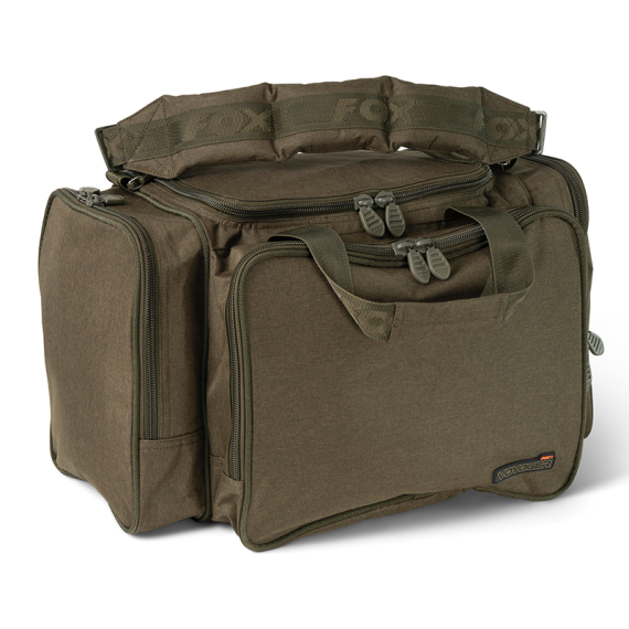 Fox Voyager Carryall ryhmässä Säilytys / Kalastuslaukut / Laukut @ Sportfiskeprylar.se (CLU555r)