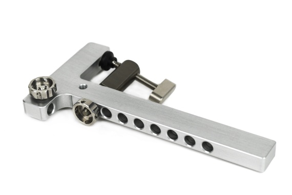 Marc Petitjean Swiss Vise C-Clamp Light ryhmässä Koukut & Tarvikkeet / Perhonsidonta / Perhonsidontapenkit @ Sportfiskeprylar.se (PE-SV-ACC12)