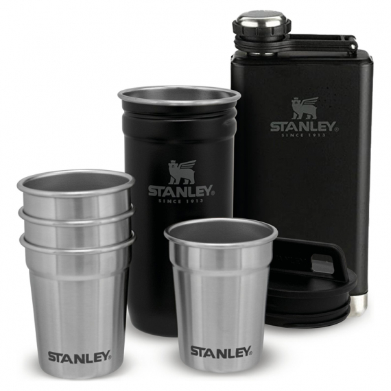 Stanley The Pre-Party Shotglass + Flask Set - Matte Black ryhmässä Retkeily / ulkoilu / Retkikeittiöt & keittiövälineet / Kupit ja mukit / Kupit @ Sportfiskeprylar.se (ST1001883035)