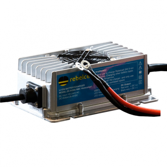 Rebelcell Charger 29.4V20A Li-ion Waterproof for 24V50/24V100 ryhmässä Veneilyelektroniikka & veneily / Akut & Laturit / Akun laturit @ Sportfiskeprylar.se (WC29V20REUA)