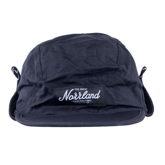 SQRTN Kiruna Cap Black ryhmässä Vaatteet ja kengät / Lippalakit ja päähineet / Lippikset / Lippikset korvaläpillä @ Sportfiskeprylar.se (WCAP-001-OSFA)