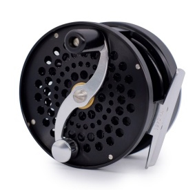 Iwana Salmon Series Fly Reel Medium Black