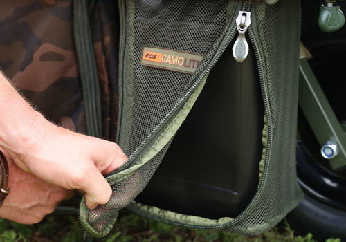 Fox FX Explorer Barrow & Camo Lite Bag Inc 2 Straps & Mesh Bags